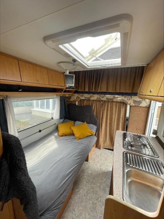 The Cosy Camper At Rockfield Park Hotel Galway Bagian luar foto