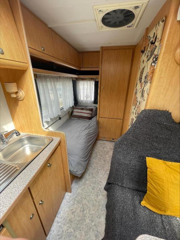 The Cosy Camper At Rockfield Park Hotel Galway Bagian luar foto
